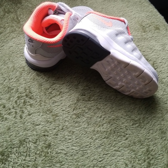 Nike Air - Picture 3 of 4